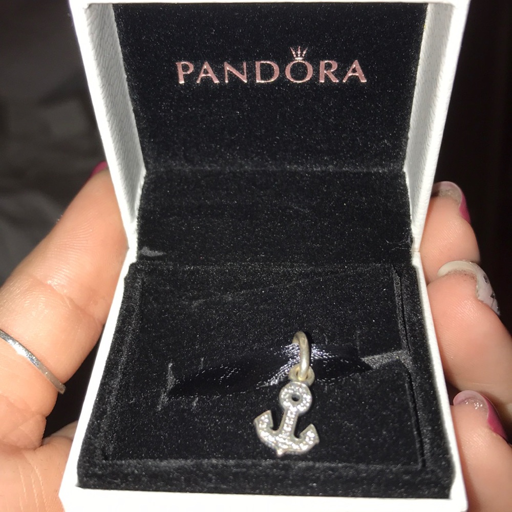 pandora anchor charm